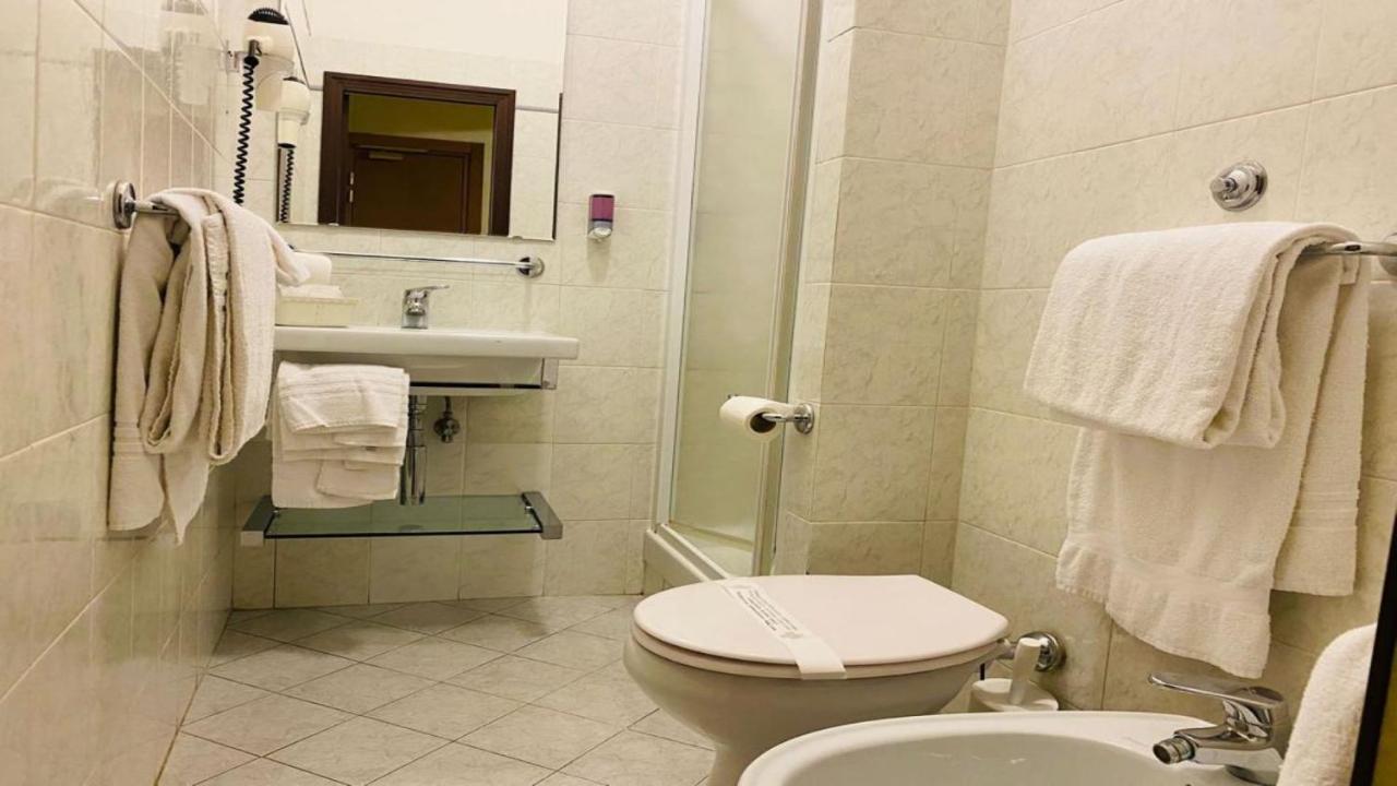 Roma Castle Termini Hotell Eksteriør bilde